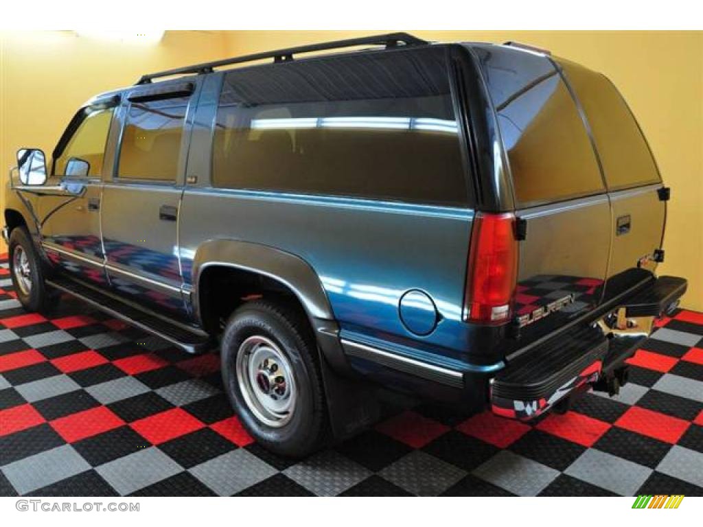 1995 Suburban K2500 SLE 4x4 - Bright Blue Metallic / Gray photo #4