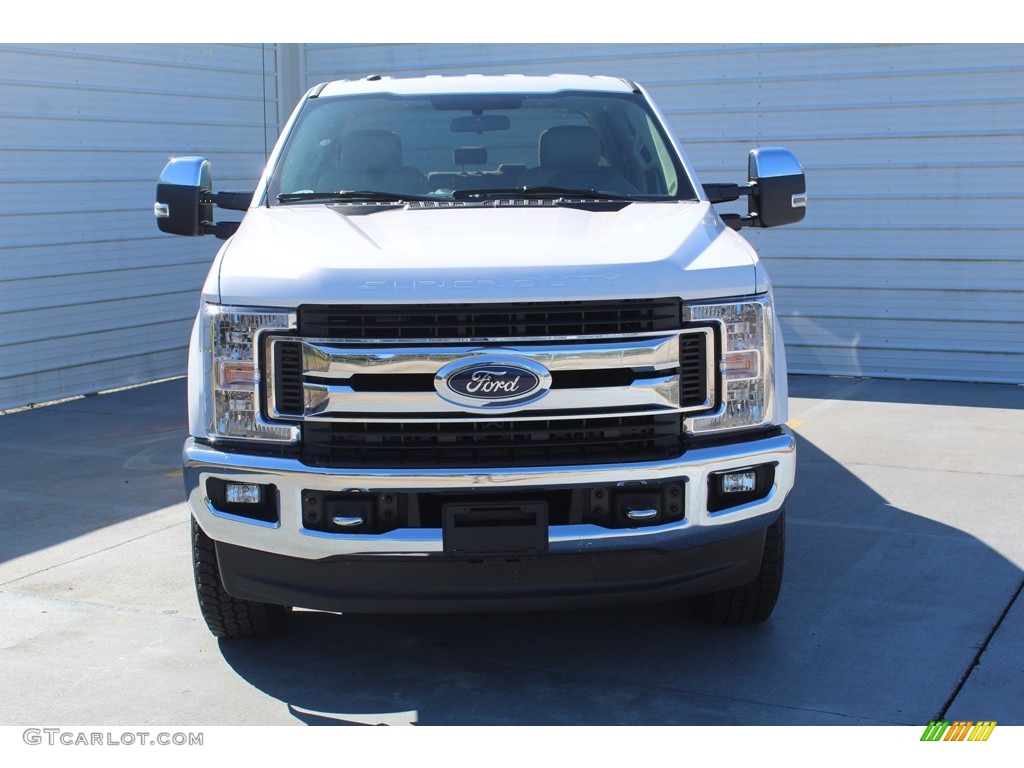 2019 F350 Super Duty XLT Crew Cab 4x4 - Oxford White / Camel photo #11
