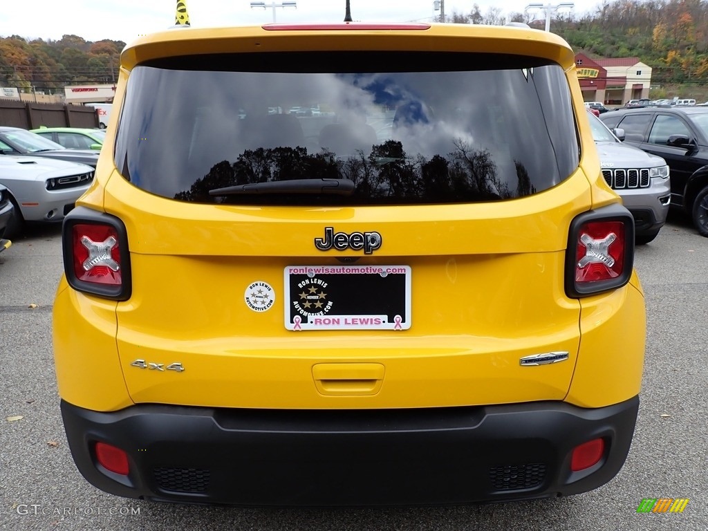 2018 Renegade Latitude 4x4 - Solar Yellow / Black photo #4