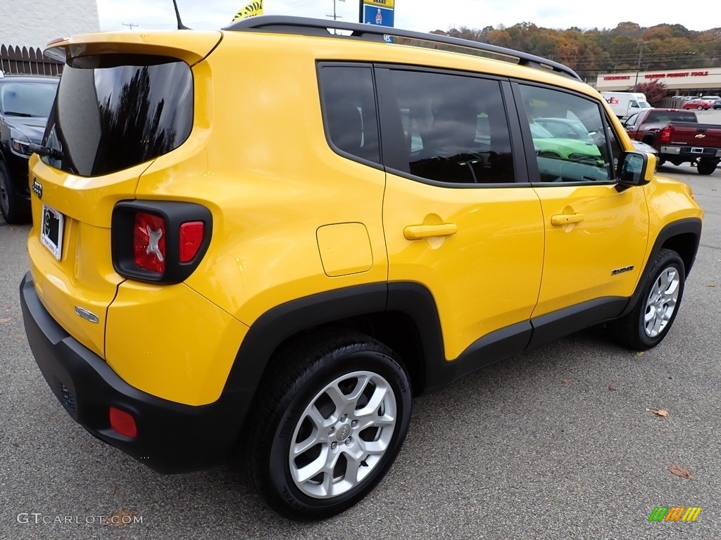 2018 Renegade Latitude 4x4 - Solar Yellow / Black photo #6
