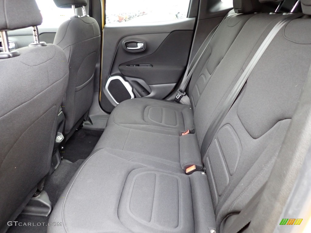 2018 Renegade Latitude 4x4 - Solar Yellow / Black photo #13