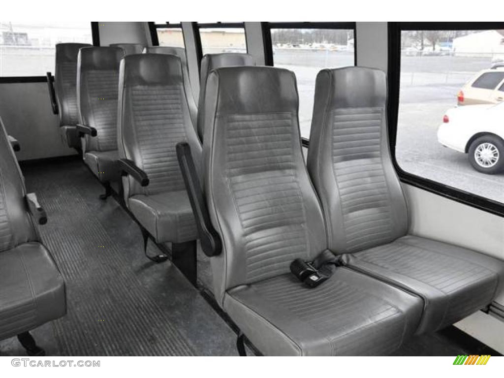 2000 E Series Cutaway E450 Transit Bus - Oxford White / Medium Graphite photo #18