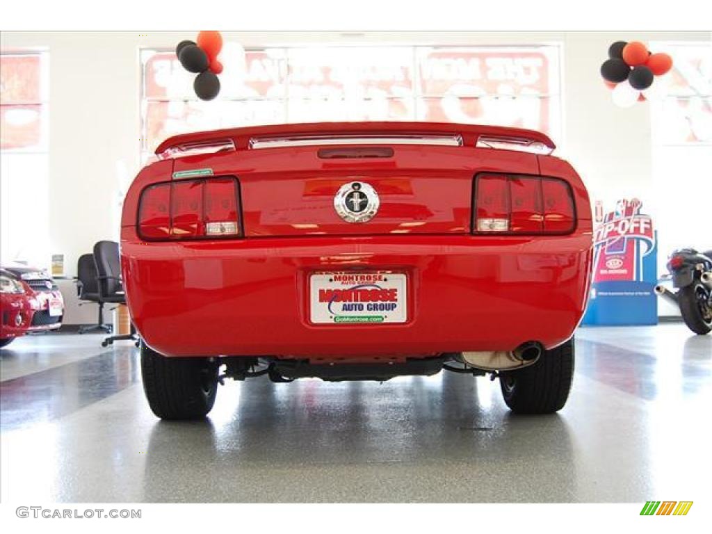 2006 Mustang V6 Premium Coupe - Torch Red / Light Parchment photo #8