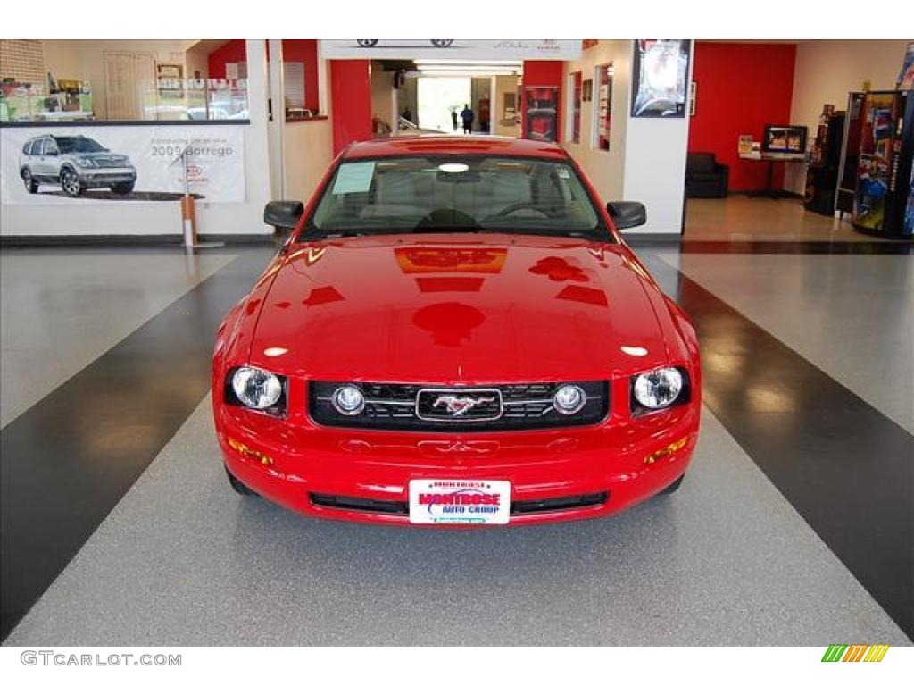 2006 Mustang V6 Premium Coupe - Torch Red / Light Parchment photo #13