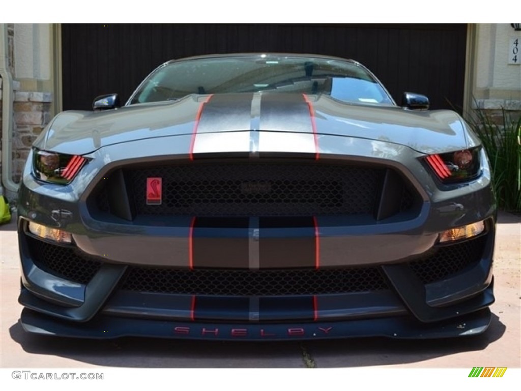 2018 Mustang Shelby GT350R - Lead Foot Gray / GT350 Ebony Recaro Cloth/Miko Suede photo #9