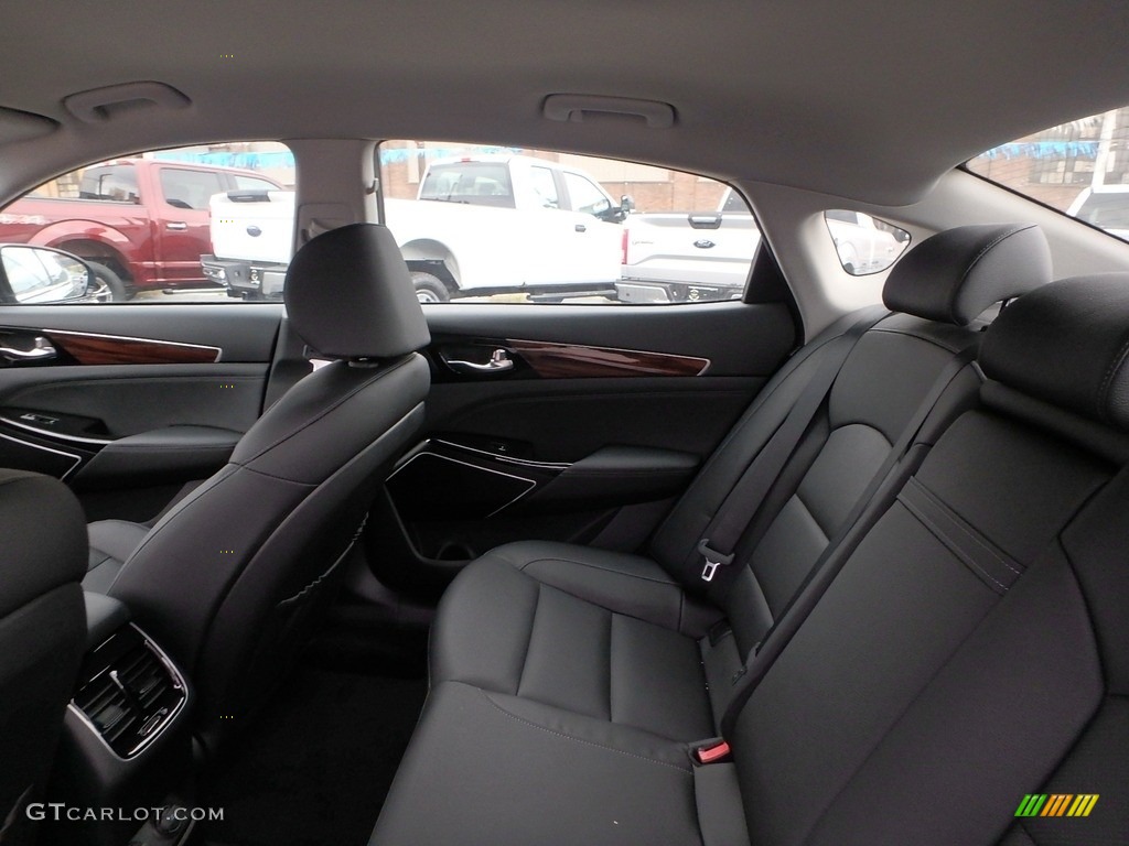 2019 Kia Cadenza Premium Rear Seat Photos