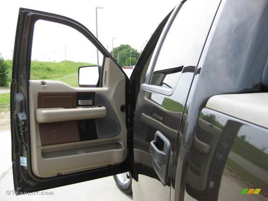 2006 F150 King Ranch SuperCrew 4x4 - Dark Stone Metallic / Castano Brown Leather photo #23