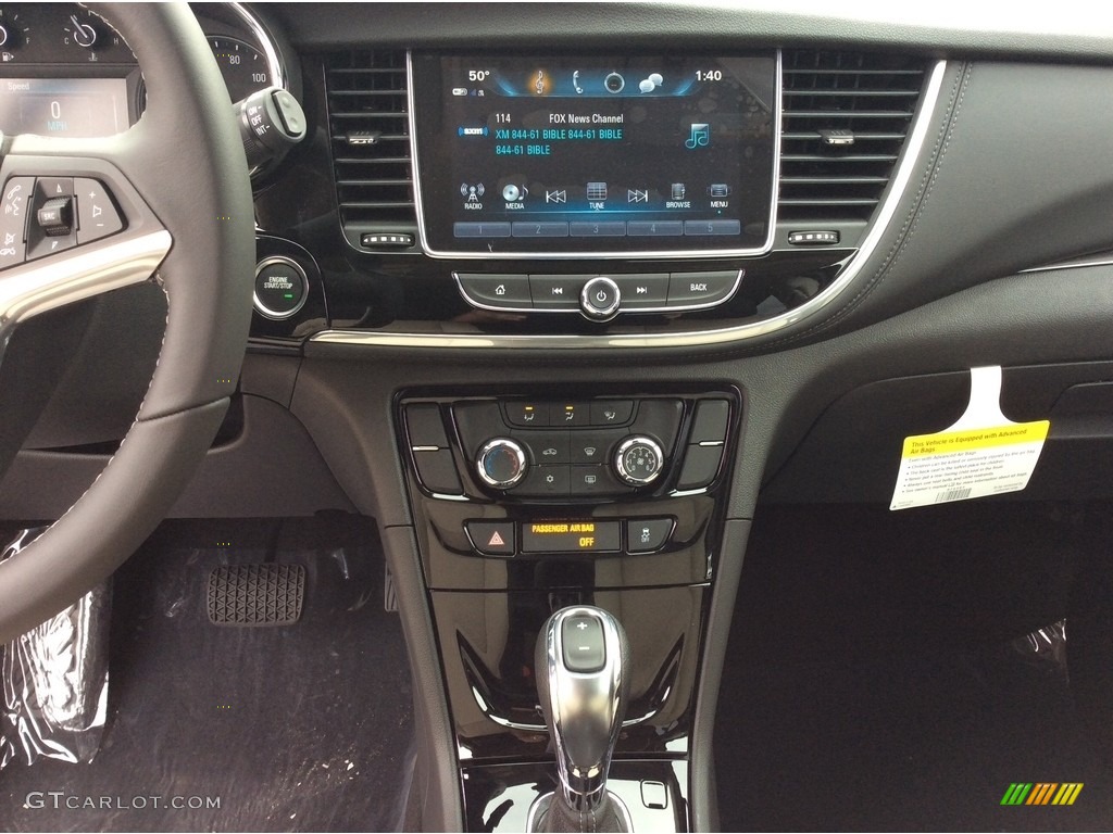 2020 Buick Encore Preferred AWD Shale/Ebony Accents Dashboard Photo #135900357