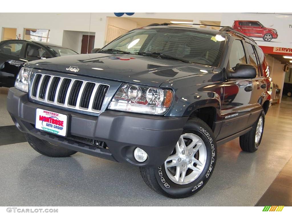 2004 Grand Cherokee Laredo 4x4 - Steel Blue Pearl / Dark Slate Gray photo #1