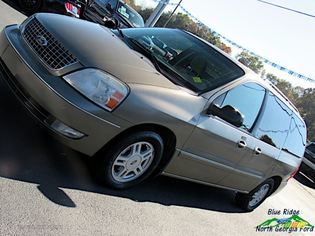 2005 Freestar SEL - Arizona Beige Metallic / Pebble Beige photo #19