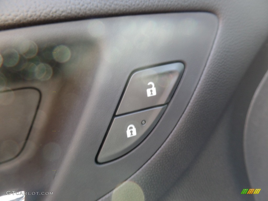 2020 Equinox LT AWD - Summit White / Jet Black photo #21