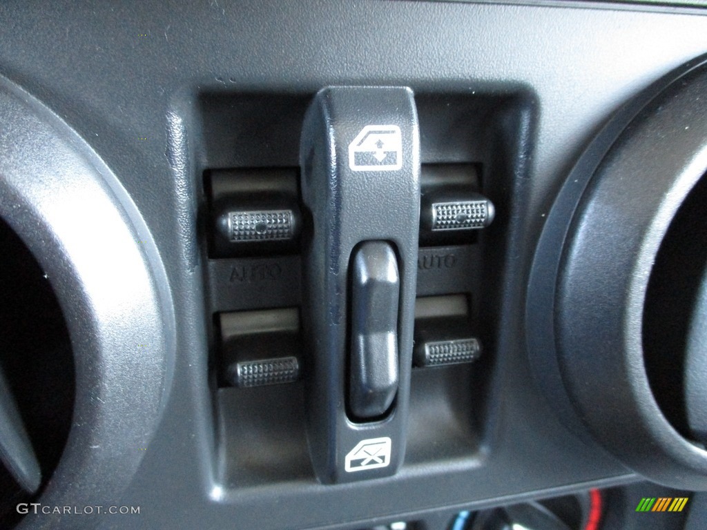 2009 Wrangler Unlimited X 4x4 - Stone White / Dark Slate Gray/Medium Slate Gray photo #16