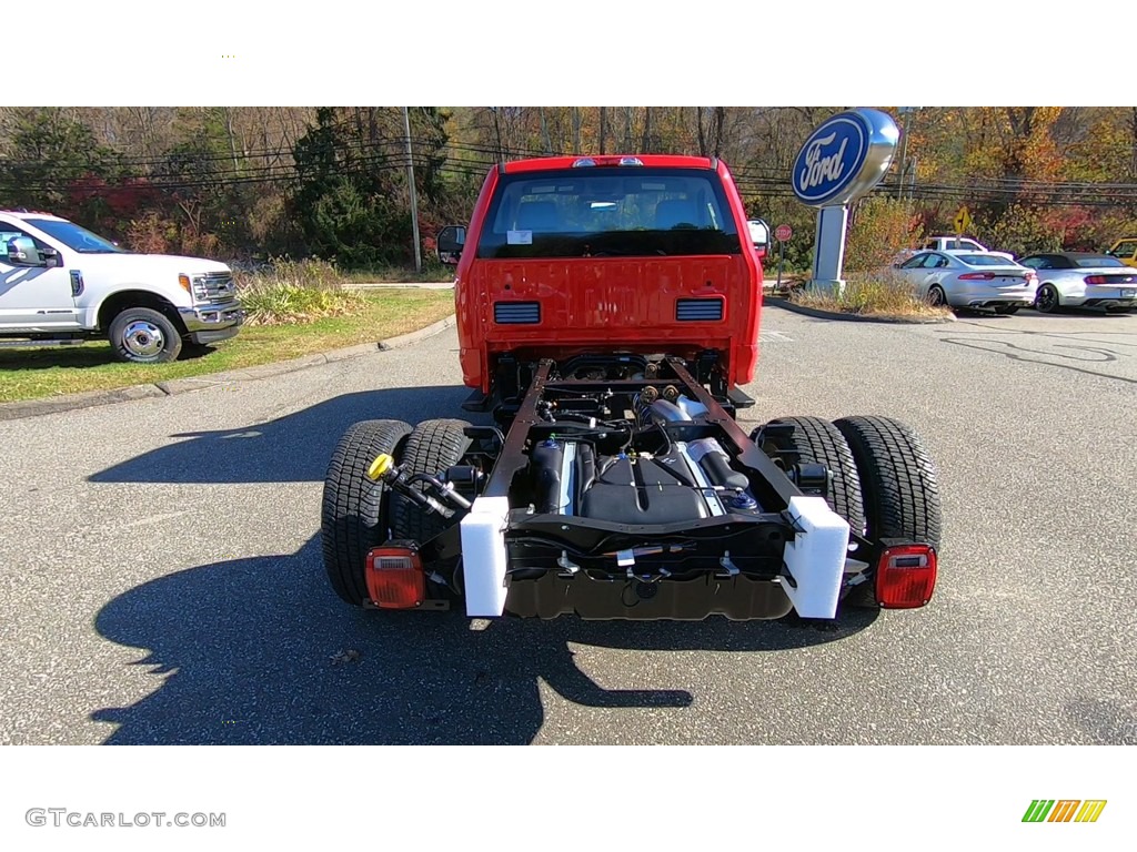 2019 F350 Super Duty XL Regular Cab 4x4 Chassis - Race Red / Earth Gray photo #19