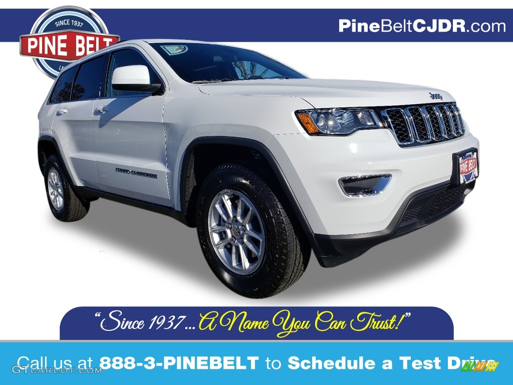 2020 Grand Cherokee Laredo E 4x4 - Bright White / Black photo #1