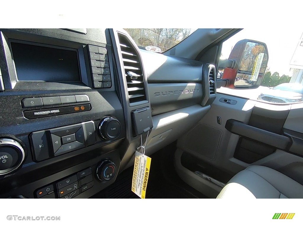 2019 F350 Super Duty XL Regular Cab 4x4 Chassis - Race Red / Earth Gray photo #49