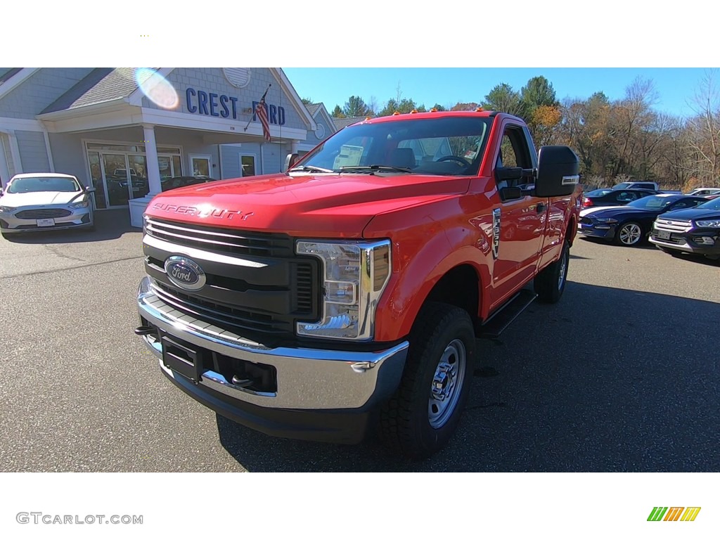 2019 F350 Super Duty XL Regular Cab 4x4 - Race Red / Earth Gray photo #9