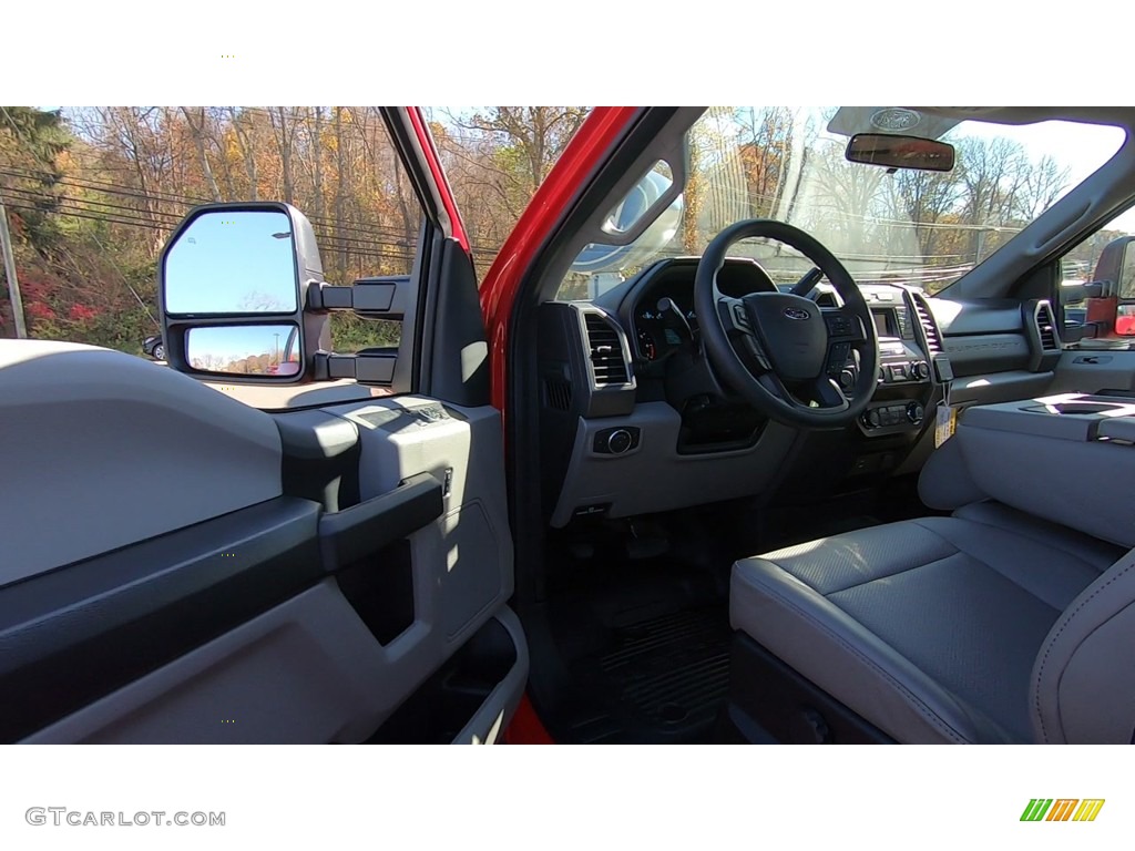 2019 F350 Super Duty XL Regular Cab 4x4 - Race Red / Earth Gray photo #55