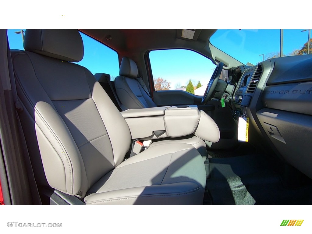 2019 F350 Super Duty XL Regular Cab 4x4 - Race Red / Earth Gray photo #73
