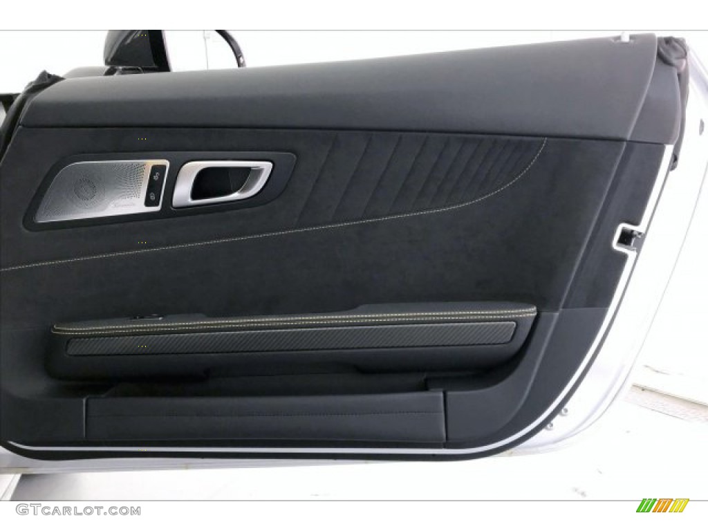2019 Mercedes-Benz AMG GT R Coupe Door Panel Photos