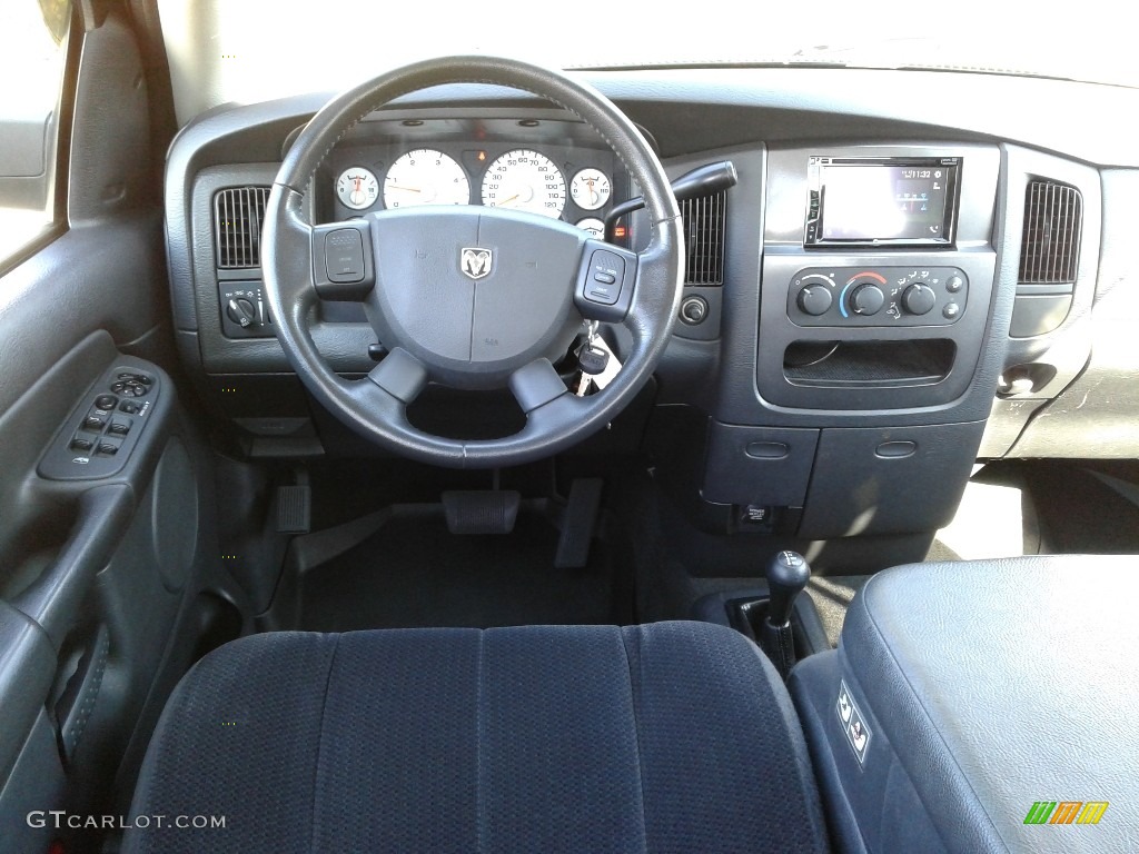 2004 Ram 2500 SLT Quad Cab 4x4 - Graphite Metallic / Dark Slate Gray photo #27