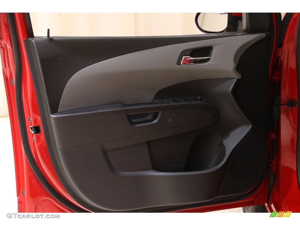 2012 Sonic LT Hatch - Victory Red / Jet Black/Dark Titanium photo #4