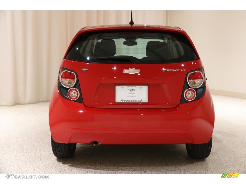 2012 Sonic LT Hatch - Victory Red / Jet Black/Dark Titanium photo #15