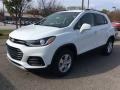 Summit White - Trax LT AWD Photo No. 5