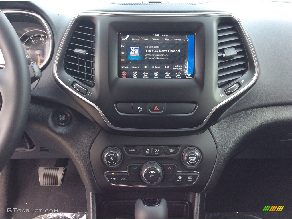 2020 Jeep Cherokee Latitude Plus 4x4 Controls Photo #135916337