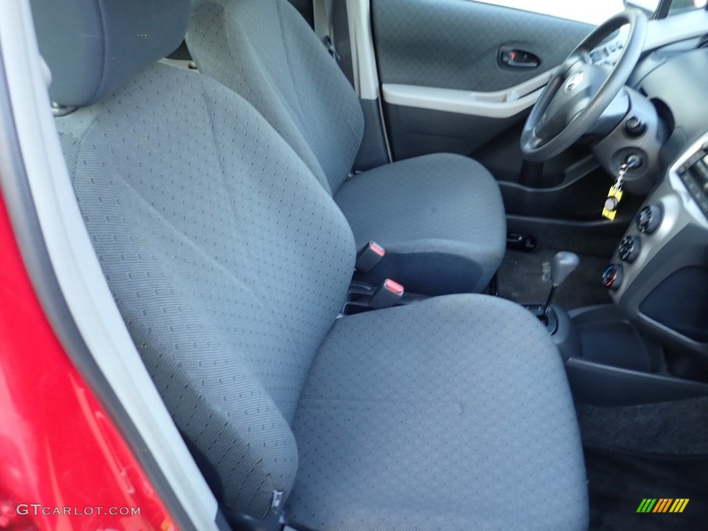 2009 Yaris 5 Door Liftback - Absolutely Red / Dark Charcoal photo #11
