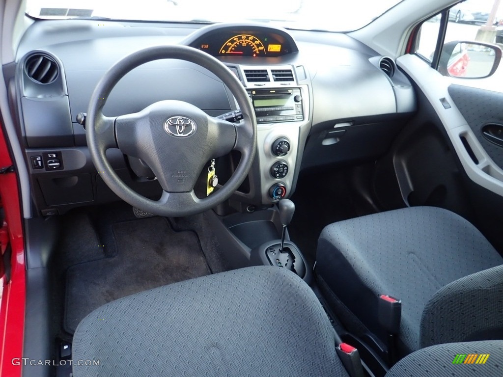 2009 Yaris 5 Door Liftback - Absolutely Red / Dark Charcoal photo #18