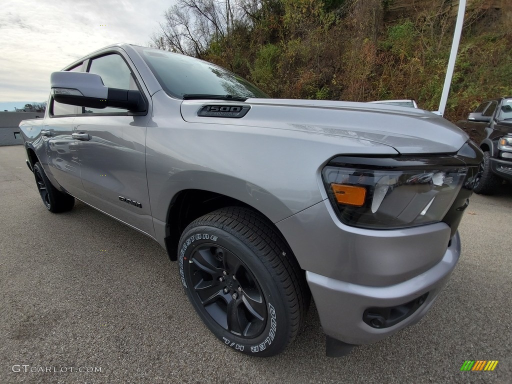 2020 1500 Big Horn Night Edition Crew Cab 4x4 - Billet Silver Metallic / Black photo #8