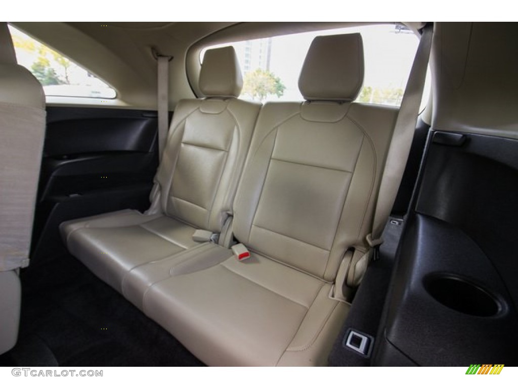 2017 MDX  - White Diamond Pearl / Parchment photo #23