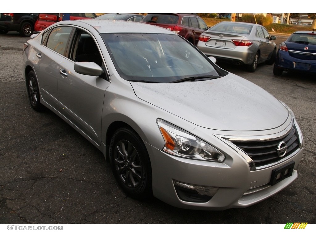2015 Altima 2.5 S - Brilliant Silver / Charcoal photo #3