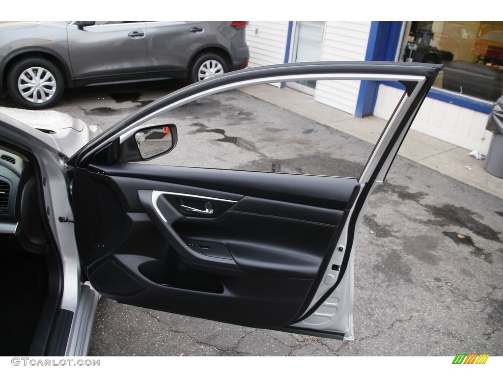 2015 Altima 2.5 S - Brilliant Silver / Charcoal photo #16