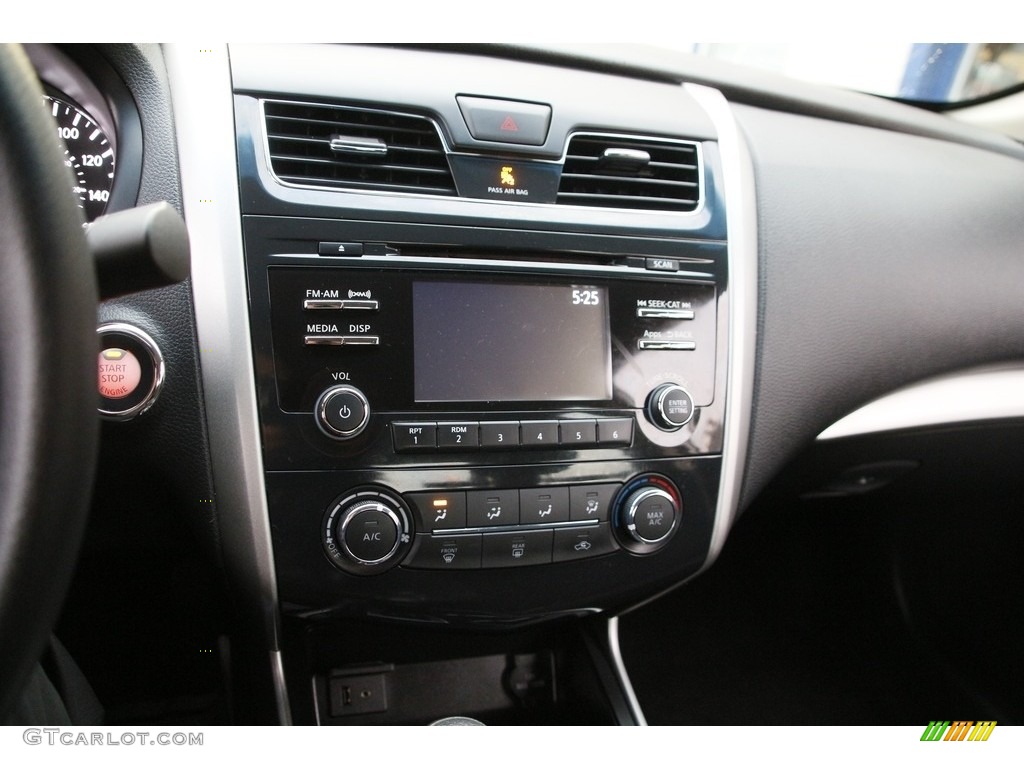 2015 Altima 2.5 S - Brilliant Silver / Charcoal photo #18