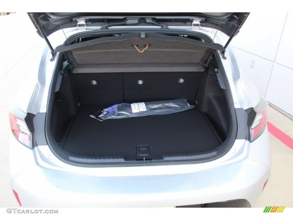 2020 Toyota Corolla Hatchback SE Trunk Photo #135926881