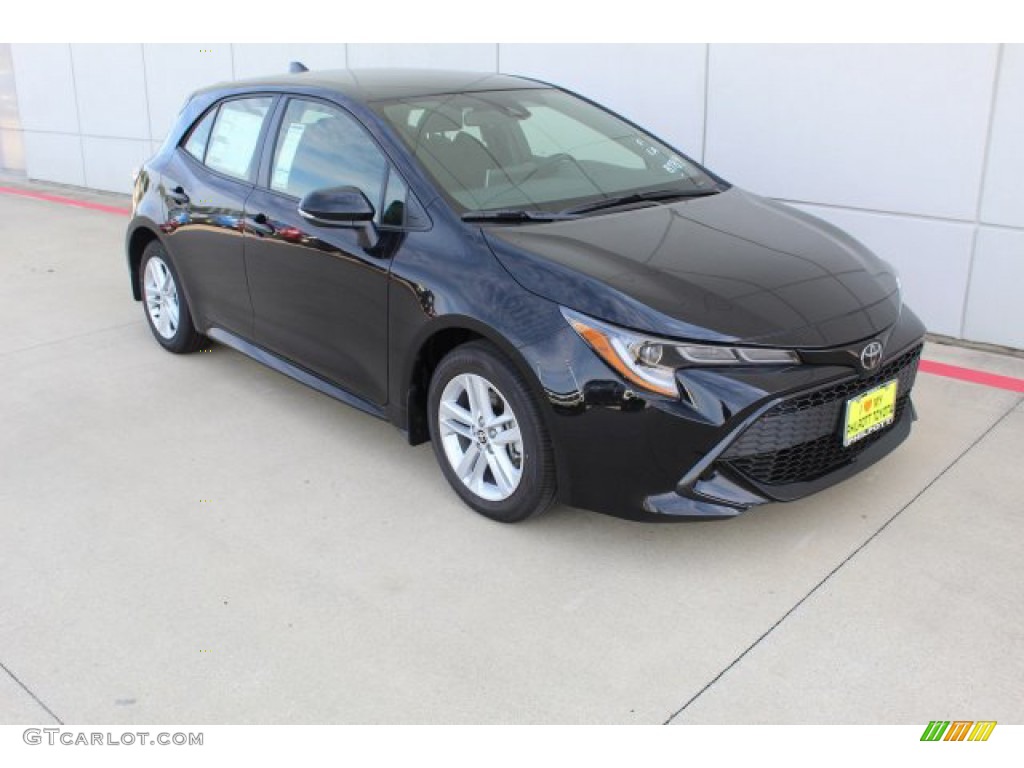 Midnight Black Metallic 2020 Toyota Corolla Hatchback SE Exterior Photo #135926962