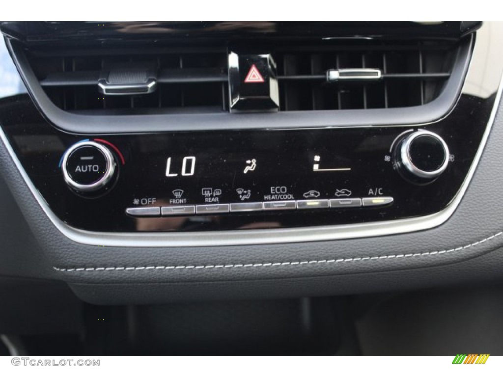 2020 Toyota Corolla Hatchback SE Controls Photos