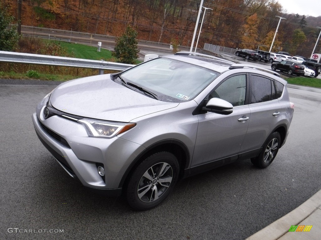 Silver Sky Metallic 2018 Toyota RAV4 XLE AWD Exterior Photo #135927772