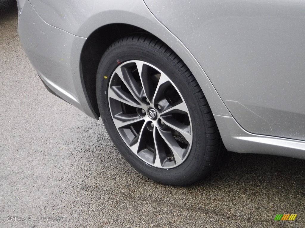 2017 Avalon XLE - Celestial Silver Metallic / Black photo #3