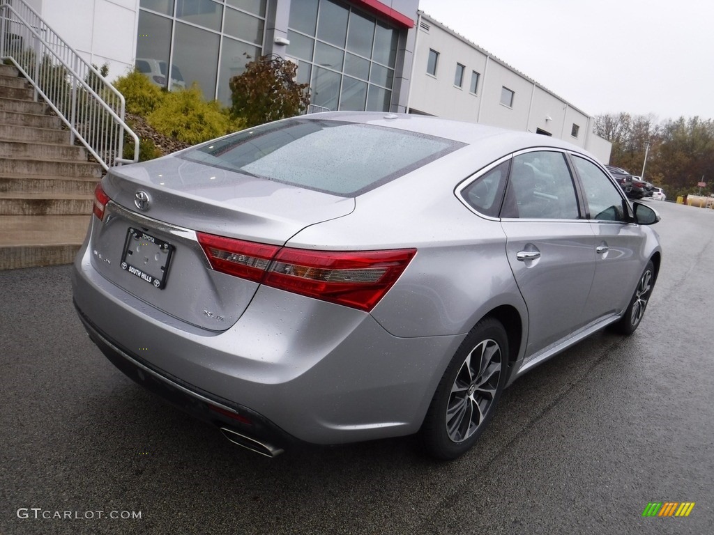 2017 Avalon XLE - Celestial Silver Metallic / Black photo #9