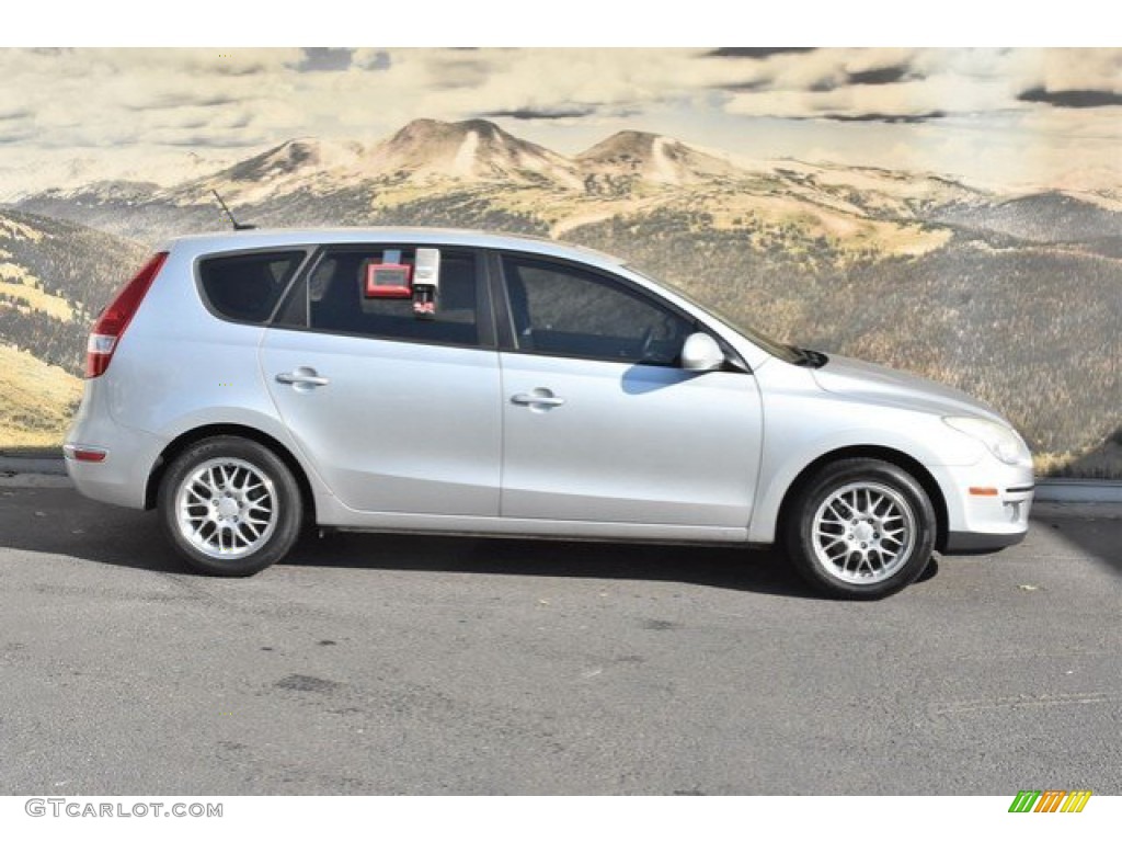 2009 Elantra Touring - Quicksilver / Black photo #2