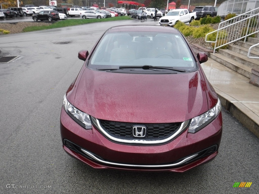 2013 Civic LX Sedan - Crimson Red Pearl / Beige photo #4