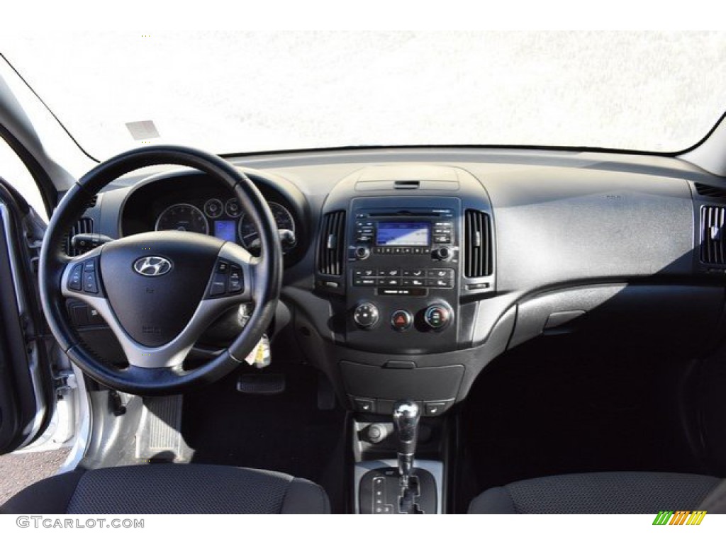 2009 Elantra Touring - Quicksilver / Black photo #12