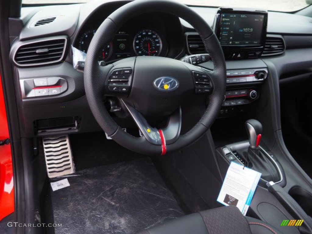 2020 Hyundai Veloster Turbo Steering Wheel Photos