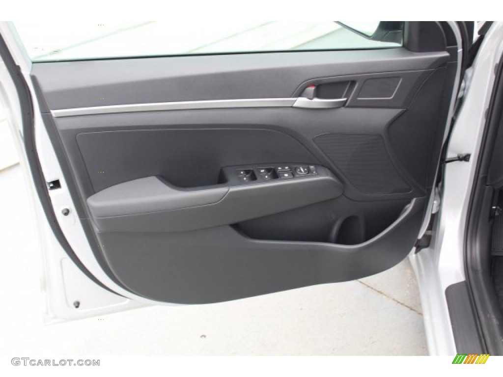 2020 Elantra SE - Symphony Silver / Black photo #8