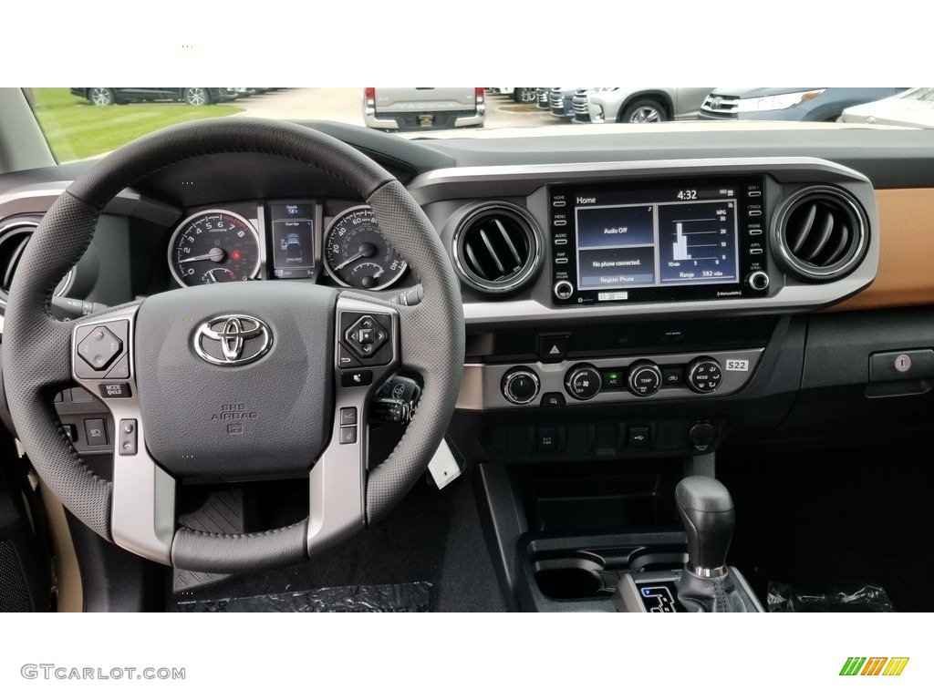 2020 Toyota Tacoma SR5 Access Cab 4x4 Black Dashboard Photo #135938179