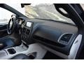 2018 Black Onyx Crystal Pearl Dodge Grand Caravan SXT  photo #16