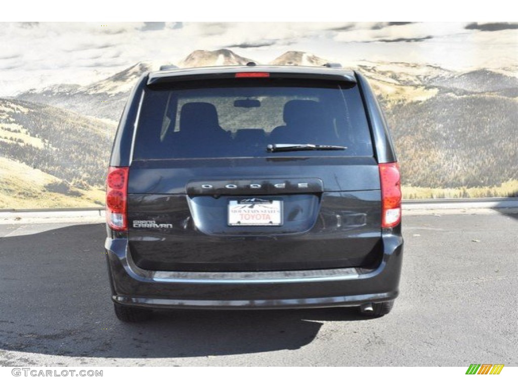 2012 Grand Caravan SXT - Brilliant Black Crystal Pearl / Black/Light Graystone photo #8