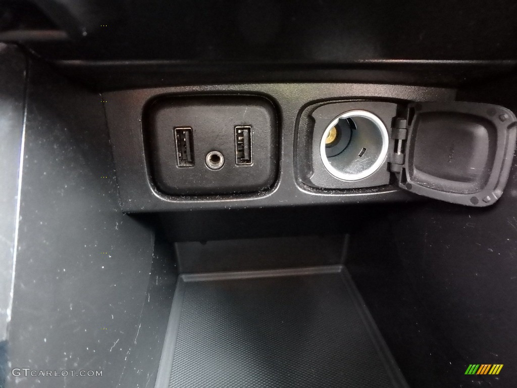 2018 Encore Preferred AWD - Black Cherry Metallic / Ebony photo #29